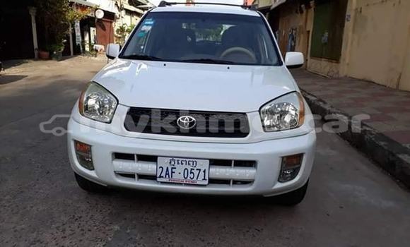 Acheter Occasion Voiture Toyota RAV4 Blanc à Phnom Penh, Phnom Penh Acheter Occasion Voiture Toyota RAV4 Blanc à Phnom Penh, Phnom Penh