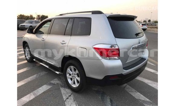 ទិញ នាំចូល Toyota Highlander Other ឡាន} ក្នុង Import - Dubai ក្នុង Kampot Province ទិញ នាំចូល Toyota Highlander Other ឡាន} ក្នុង Import - Dubai ក្នុង Kampot Province