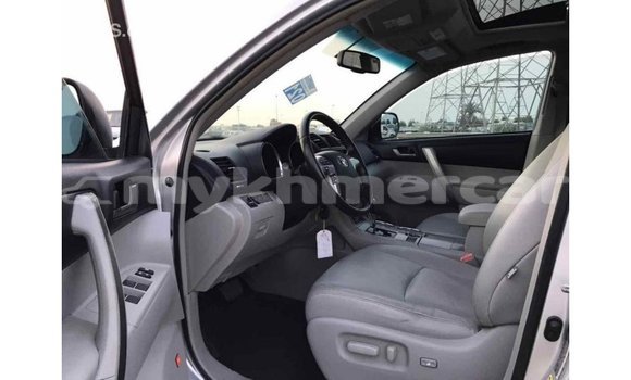 ទិញ នាំចូល Toyota Highlander Other ឡាន} ក្នុង Import - Dubai ក្នុង Kampot Province ទិញ នាំចូល Toyota Highlander Other ឡាន} ក្នុង Import - Dubai ក្នុង Kampot Province