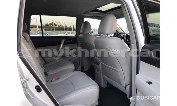 ទិញ នាំចូល Toyota Highlander Other ឡាន} ក្នុង Import - Dubai ក្នុង Kampot Province ទិញ នាំចូល Toyota Highlander Other ឡាន} ក្នុង Import - Dubai ក្នុង Kampot Province