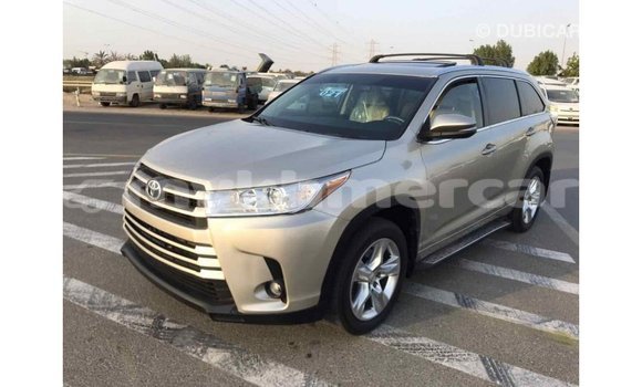 ទិញ នាំចូល Toyota Highlander Beige ឡាន} ក្នុង Import - Dubai ក្នុង Kampot Province ទិញ នាំចូល Toyota Highlander Beige ឡាន} ក្នុង Import - Dubai ក្នុង Kampot Province