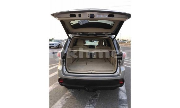 ទិញ នាំចូល Toyota Highlander Beige ឡាន} ក្នុង Import - Dubai ក្នុង Kampot Province ទិញ នាំចូល Toyota Highlander Beige ឡាន} ក្នុង Import - Dubai ក្នុង Kampot Province