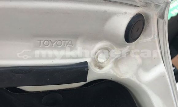 Acheter Occasion Voiture Toyota Highlander Blanc à Phnom Penh, Phnom Penh Acheter Occasion Voiture Toyota Highlander Blanc à Phnom Penh, Phnom Penh