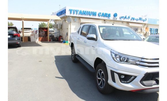 Buy Import Toyota Hilux White Car in Import - Dubai in Kampot Province Buy Import Toyota Hilux White Car in Import - Dubai in Kampot Province