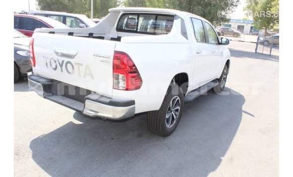 Buy Import Toyota Hilux White Car in Import - Dubai in Kampot Province Buy Import Toyota Hilux White Car in Import - Dubai in Kampot Province