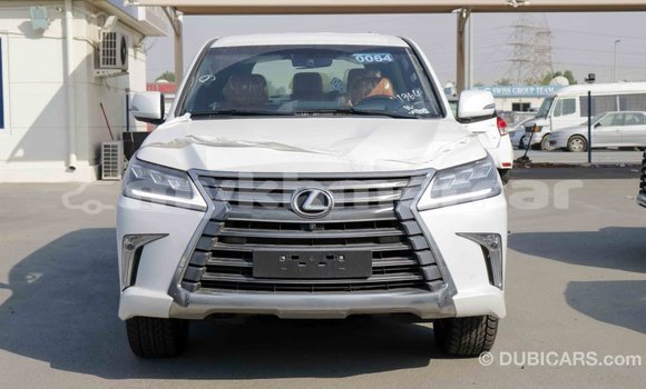 Acheter Import Voiture Lexus LX Blanc à Import - Dubai, Kampot Province Acheter Import Voiture Lexus LX Blanc à Import - Dubai, Kampot Province