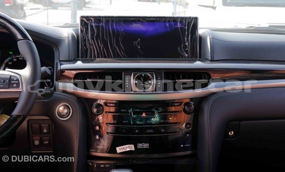 Acheter Import Voiture Lexus LX Blanc à Import - Dubai, Kampot Province Acheter Import Voiture Lexus LX Blanc à Import - Dubai, Kampot Province