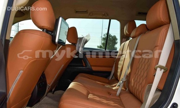 Buy Import Toyota Land Cruiser White Car in Import - Dubai in Kampot Province Buy Import Toyota Land Cruiser White Car in Import - Dubai in Kampot Province