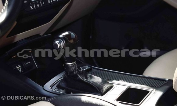 Acheter Import Voiture Kia Sorento Marron à Import - Dubai, Kampot Province Acheter Import Voiture Kia Sorento Marron à Import - Dubai, Kampot Province