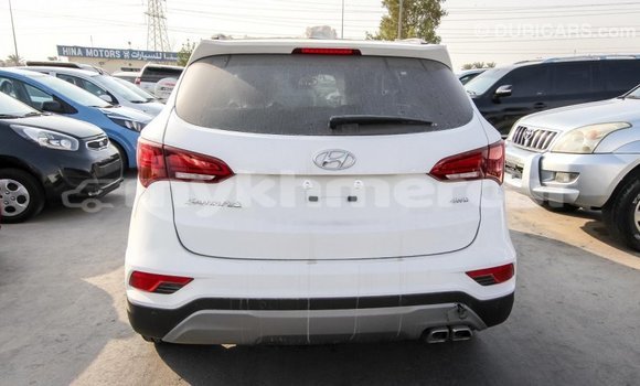 Buy Import Hyundai Santa Fe White Car in Import - Dubai in Kampot Province Buy Import Hyundai Santa Fe White Car in Import - Dubai in Kampot Province