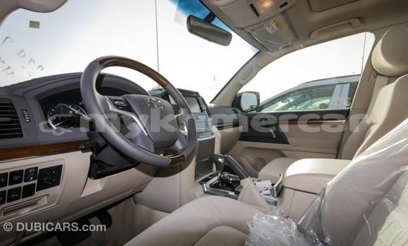 Buy Import Toyota Land Cruiser Black Car in Import - Dubai in Kampot Province Buy Import Toyota Land Cruiser Black Car in Import - Dubai in Kampot Province