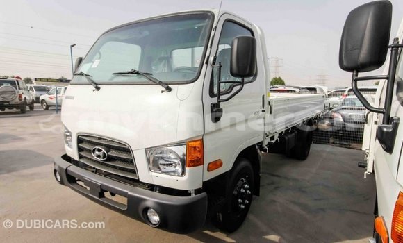 Buy Import Hyundai Accent White Car in Import - Dubai in Kampot Province Buy Import Hyundai Accent White Car in Import - Dubai in Kampot Province