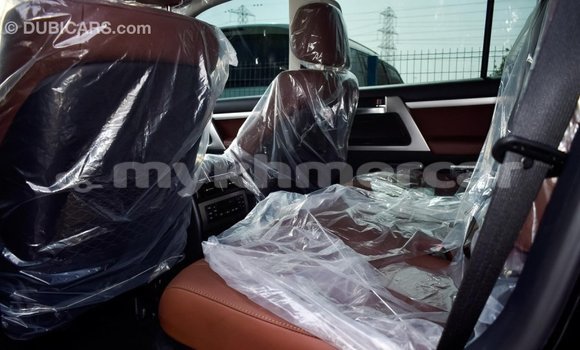 Buy Import Toyota Land Cruiser Black Car in Import - Dubai in Kampot Province Buy Import Toyota Land Cruiser Black Car in Import - Dubai in Kampot Province