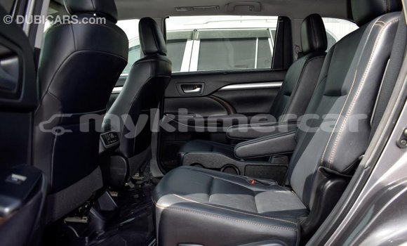 ទិញ នាំចូល Toyota Highlander Other ឡាន} ក្នុង Import - Dubai ក្នុង Kampot Province ទិញ នាំចូល Toyota Highlander Other ឡាន} ក្នុង Import - Dubai ក្នុង Kampot Province