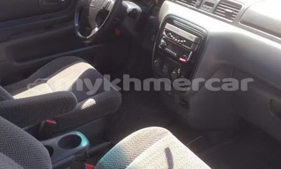 Acheter Occasion Voiture Honda CR–V Gris à Phnom Penh, Phnom Penh Acheter Occasion Voiture Honda CR–V Gris à Phnom Penh, Phnom Penh