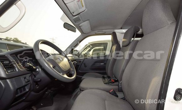 Buy Import Toyota Hiace White Car in Import - Dubai in Kampot Province Buy Import Toyota Hiace White Car in Import - Dubai in Kampot Province