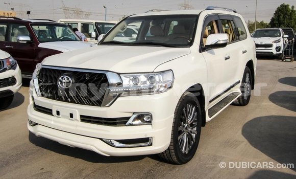 Buy Import Toyota Land Cruiser White Car in Import - Dubai in Kampot Province Buy Import Toyota Land Cruiser White Car in Import - Dubai in Kampot Province