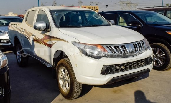 Buy Import Mitsubishi L200 White Car in Import - Dubai in Kampot Province Buy Import Mitsubishi L200 White Car in Import - Dubai in Kampot Province