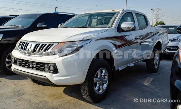 Buy Import Mitsubishi L200 White Car in Import - Dubai in Kampot Province Buy Import Mitsubishi L200 White Car in Import - Dubai in Kampot Province
