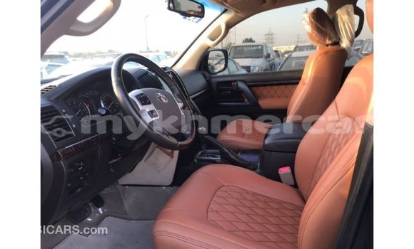 Buy Import Toyota Land Cruiser Black Car in Import - Dubai in Kampot Province Buy Import Toyota Land Cruiser Black Car in Import - Dubai in Kampot Province