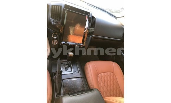 Buy Import Toyota Land Cruiser Black Car in Import - Dubai in Kampot Province Buy Import Toyota Land Cruiser Black Car in Import - Dubai in Kampot Province