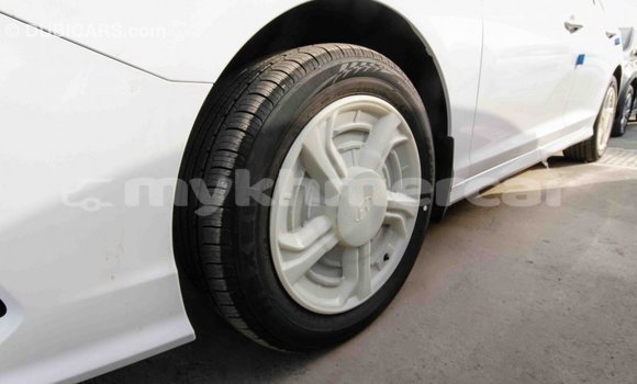 Buy Import Hyundai Sonata White Car in Import - Dubai in Kampot Province Buy Import Hyundai Sonata White Car in Import - Dubai in Kampot Province