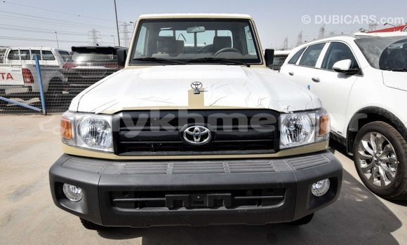 Buy Import Toyota Land Cruiser Beige Car in Import - Dubai in Kampot Province Buy Import Toyota Land Cruiser Beige Car in Import - Dubai in Kampot Province