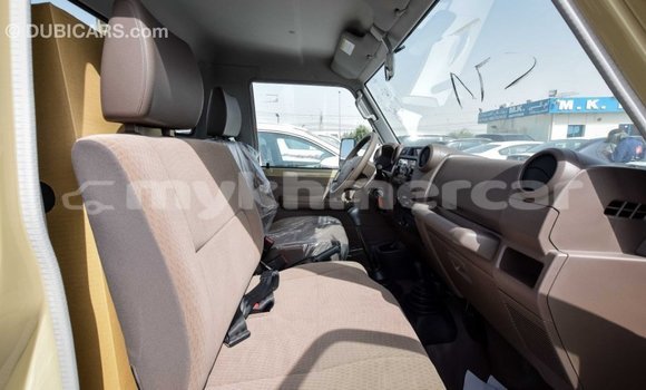Buy Import Toyota Land Cruiser Beige Car in Import - Dubai in Kampot Province Buy Import Toyota Land Cruiser Beige Car in Import - Dubai in Kampot Province