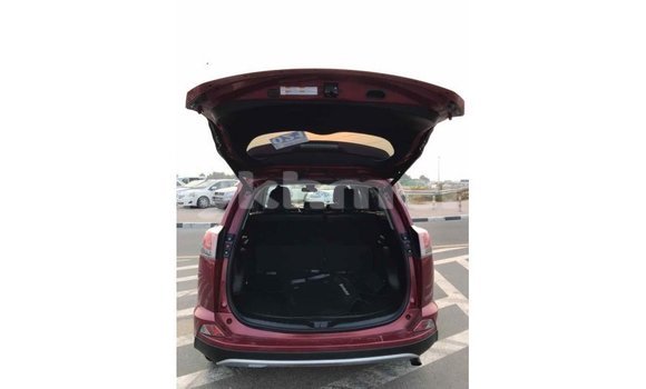 Acheter Import Utilitaire Toyota HiAce Rouge à Import - Dubai, Kampot Province Acheter Import Utilitaire Toyota HiAce Rouge à Import - Dubai, Kampot Province