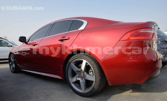 Acheter Import Voiture Jaguar XE Rouge à Import - Dubai, Kampot Province Acheter Import Voiture Jaguar XE Rouge à Import - Dubai, Kampot Province