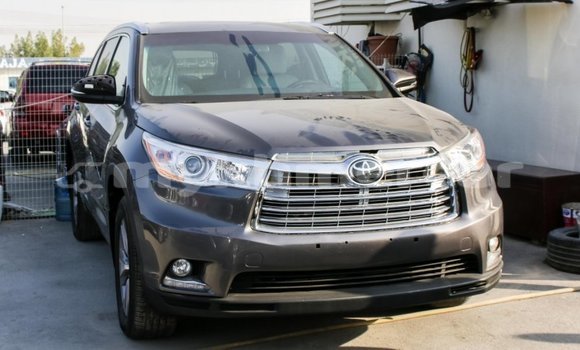 Buy Import Toyota Highlander Other Car in Import - Dubai in Kampot Province Buy Import Toyota Highlander Other Car in Import - Dubai in Kampot Province