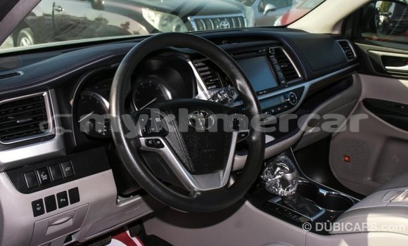 Buy Import Toyota Highlander Other Car in Import - Dubai in Kampot Province Buy Import Toyota Highlander Other Car in Import - Dubai in Kampot Province
