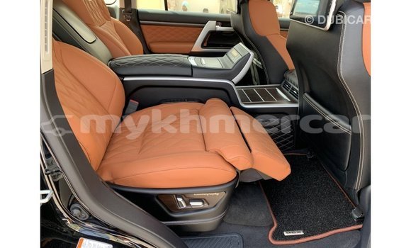 Buy Import Toyota Land Cruiser Black Car in Import - Dubai in Kampot Province Buy Import Toyota Land Cruiser Black Car in Import - Dubai in Kampot Province