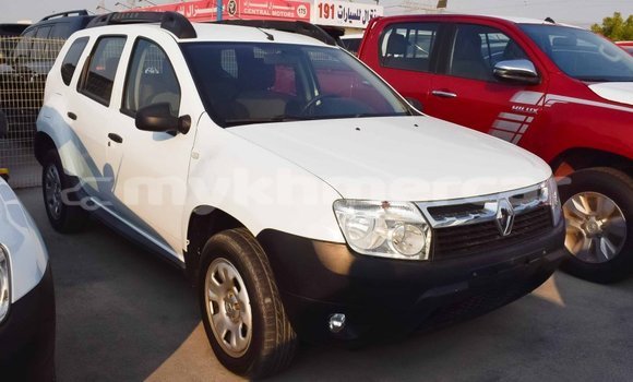 Buy Import Renault Duster White Car in Import - Dubai in Kampot Province