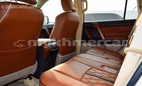 Acheter Import Voiture Toyota Prado Blanc à Import - Dubai, Kampot Province Acheter Import Voiture Toyota Prado Blanc à Import - Dubai, Kampot Province