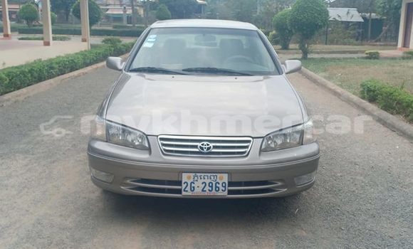 Buy Used Toyota Camry Brown Car in Kampong Cham in Kampong Cham Province