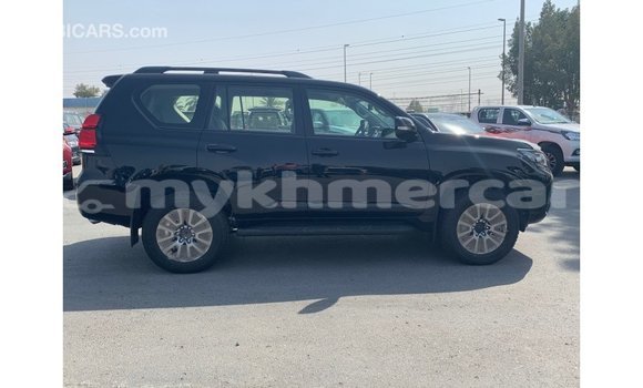 Acheter Import Voiture Toyota Prado Noir à Import - Dubai, Kampot Province Acheter Import Voiture Toyota Prado Noir à Import - Dubai, Kampot Province