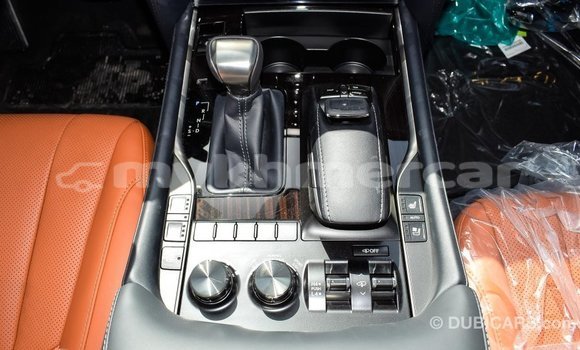 Acheter Import Voiture Lexus LX Blanc à Import - Dubai, Kampot Province Acheter Import Voiture Lexus LX Blanc à Import - Dubai, Kampot Province