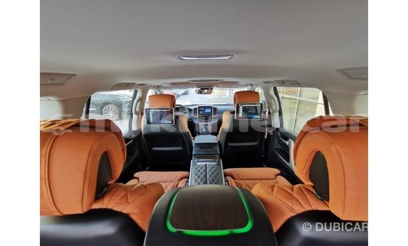 Acheter Import Voiture Toyota Land Cruiser Noir à Import - Dubai, Kampot Province Acheter Import Voiture Toyota Land Cruiser Noir à Import - Dubai, Kampot Province