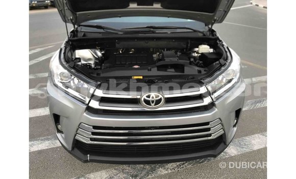 ទិញ នាំចូល Toyota Highlander Other ឡាន} ក្នុង Import - Dubai ក្នុង Kampot Province ទិញ នាំចូល Toyota Highlander Other ឡាន} ក្នុង Import - Dubai ក្នុង Kampot Province