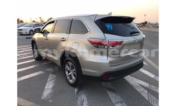 ទិញ នាំចូល Toyota Highlander Other ឡាន} ក្នុង Import - Dubai ក្នុង Kampot Province ទិញ នាំចូល Toyota Highlander Other ឡាន} ក្នុង Import - Dubai ក្នុង Kampot Province