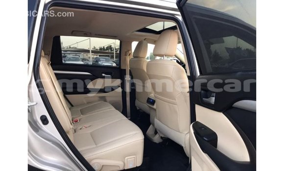 ទិញ នាំចូល Toyota Highlander Other ឡាន} ក្នុង Import - Dubai ក្នុង Kampot Province ទិញ នាំចូល Toyota Highlander Other ឡាន} ក្នុង Import - Dubai ក្នុង Kampot Province