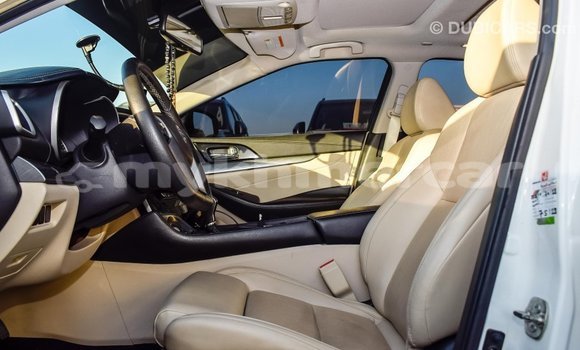 Buy Import Nissan Maxima White Car in Import - Dubai in Kampot Province Buy Import Nissan Maxima White Car in Import - Dubai in Kampot Province