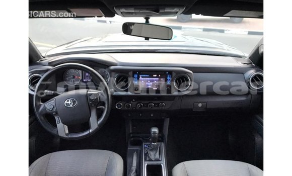Acheter Import Voiture Toyota Tacoma Noir à Import - Dubai, Kampot Province Acheter Import Voiture Toyota Tacoma Noir à Import - Dubai, Kampot Province