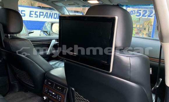 Buy Used Toyota Land Cruiser Black Car in Phnom Penh in Phnom Penh Buy Used Toyota Land Cruiser Black Car in Phnom Penh in Phnom Penh