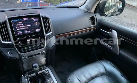 Buy Used Toyota Land Cruiser Black Car in Phnom Penh in Phnom Penh Buy Used Toyota Land Cruiser Black Car in Phnom Penh in Phnom Penh