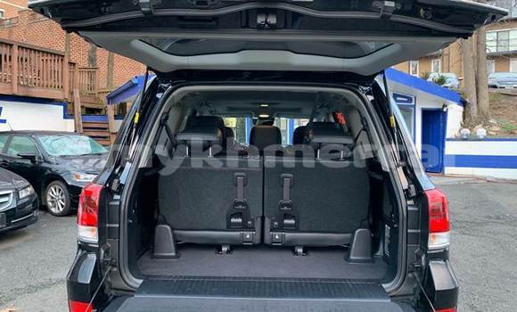 Buy Used Toyota Land Cruiser Black Car in Phnom Penh in Phnom Penh Buy Used Toyota Land Cruiser Black Car in Phnom Penh in Phnom Penh