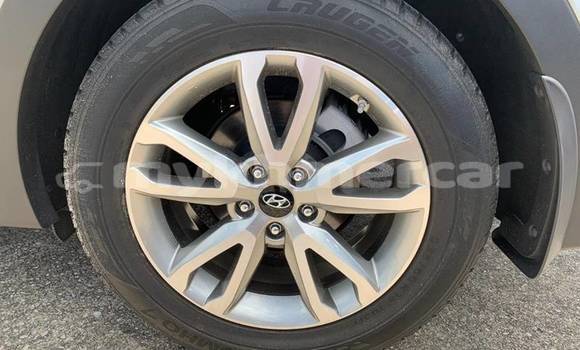 Buy Used Hyundai Santa Fe White Car in Phnom Penh in Phnom Penh Buy Used Hyundai Santa Fe White Car in Phnom Penh in Phnom Penh