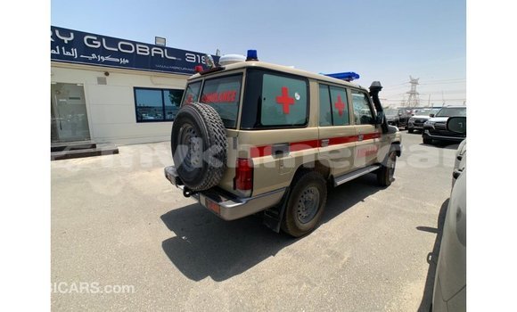 Buy Import Toyota Land Cruiser Beige Car in Import - Dubai in Kampot Province Buy Import Toyota Land Cruiser Beige Car in Import - Dubai in Kampot Province