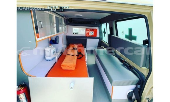 Buy Import Toyota Land Cruiser Beige Car in Import - Dubai in Kampot Province Buy Import Toyota Land Cruiser Beige Car in Import - Dubai in Kampot Province